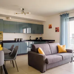 Apartment Accomodo Miq17 Quadrivano Fiera, Milan